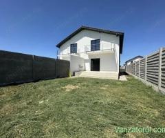 Duplex elegant - 4 camere - Zona Esso - Mosnita Noua