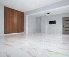 SPATIU COMERCIAL//ZONA BARAOLT VEST