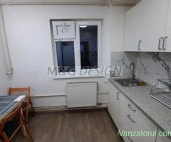 3 cam Circumvalatiunii-Mall centrala proprie