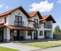 RASNOV| Cladire multifunctionala | De Vanzare | 350 mp | Vad comercial