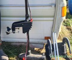 Doar acum: Motor electric barcă 0,5 kw, 12 V., pret 150 euro