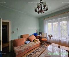 Apartament în casă cu 2 apartamente, curte comună și grădină, Calea Bogdăneștilor, comision 0%