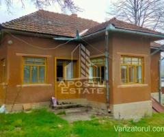 Casa cu potential turistic- Zona Varfurile