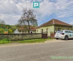 Proprietate multifuncțională centrală 1000 mp