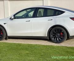 Tesla Y Performance, Dec. 2023