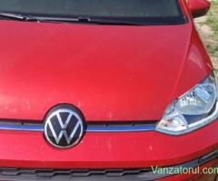 Vand un VW E up! 2023 Facelift, avariat partea din spate