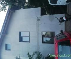 Vând casă duplex