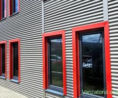 Complex imobiliar:cladire birouri, 2 hale industriale noi si 3424 mp teren, Piatra Neamt