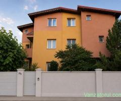Proprietar vand Vila cu 2 apartamente separate Prelungirea Ghencea