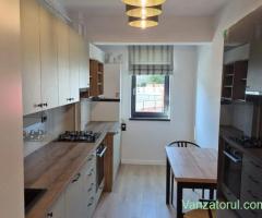 Inchiriez apartament