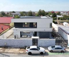 Casa 420 mp, P+1. si Piscina. Curte teren 1050 mp. Cernica Balaceanca