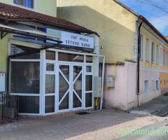 Închiriez spațiu comercial aprox. 30mp Vizibilitate Maximă Destinatii multiple [TĂLMACIU]