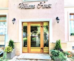 Vând Pensiune in Hunedoara, zona Centrală, 1100 Mp, 450.000 euro neg