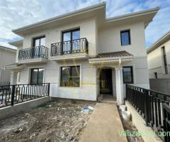 Duplex cu finisaje premium, perete dublu | 5 camere | Mosnita