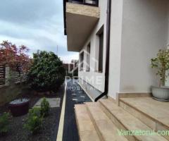 Casa Individuală 175 mp, 5 camere| teren 605 mp| zona Micesti