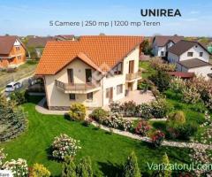 Vilă cu grădină 1200 mp, Unirea - Alegerea Perfectă pentru Famili