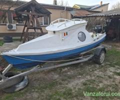 Vand barca Laguna 480 + motor Suzuki 20 HP + peridoc