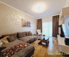 BRAYTIM.5 camere.Case decalate.Bucatarie inchisa!