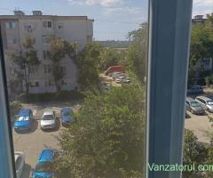 Proprietar vând apartament 2 camere