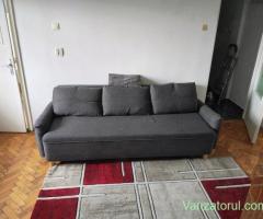 Închiriez apartament