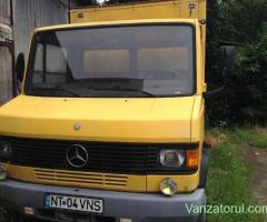 vand camion Mercedes 609D