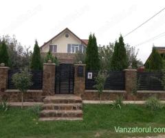 Casa cu etaj Dochia