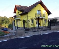 Vânzare casă modernă la 15 km de Bistrița