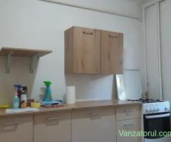 Inchiriez apartament -