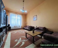 Apartament cu 2 camere, decomandat, 80mp, etaj 1 - Complex Studentesc