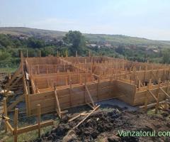 Teren + construcție începută Breznița-Ocol