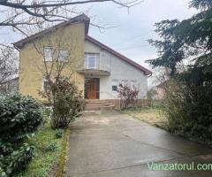 Vila moderna ,locatie excelenta ,10 km de Arad acces din DN7,zona turistica , Muresul la 600 m.