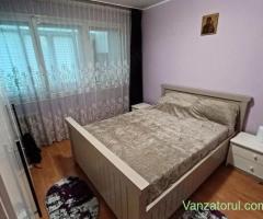 Unirii -Cantemir, etaj 2, bloc reabilitat, loc parcare