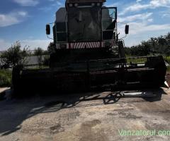 Vând COMBINA CLAAS DOMINATOR lo8 - motor nou, radiator nou -