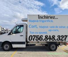 Ofer spre închiriere mașină, cub frigorifică