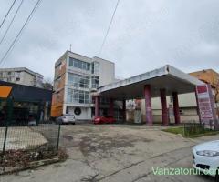 Spatii centrale pretabile clinica, birouri, servicii, etc - Pitesti, stradal