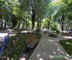 Apartament 2 camere. Cu Centrala. La 2 min. metrou Brancoveanu.