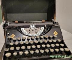 Masina de scris Mercedes, an 1930, stare f buna, vintage, a fost a scriitorului Pericle Martinescu