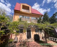 Proprietar, vila P+1+M, curte proprie, metrou Apărătorii Patriei, 274.900 euro