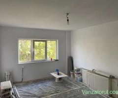 3 camere lipovei , centrapla proprie, renovat,etaj 2