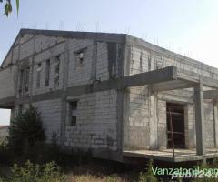 Casa la gri si teren 1450 mp in Vanatori, Galati