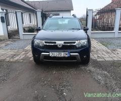 Vând Duster 2013