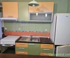 Inchiriez apartament 3 camere