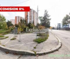 Teren stradal pe colț - Ideal afacere - front stradal mare