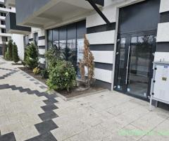 inchiriez spatiu comercial