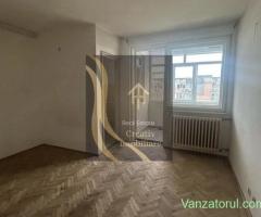 Garsonieră de vânzare piața veteranilor