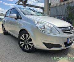 Opel Corsa Berlină