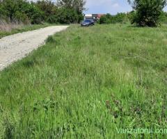 Vând teren intravilan Saftica, 554mp, 60m de lac