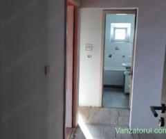 Apartament 3 camere decomandat