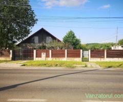 Casa de vânzare