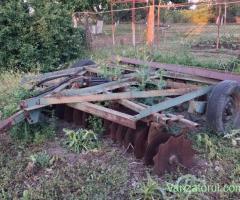 vand toate utilajele (2000 euro ) toate